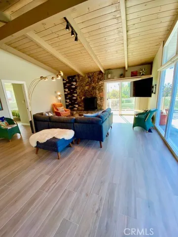 183 W Avenida Junipero, San Clemente, California 92672