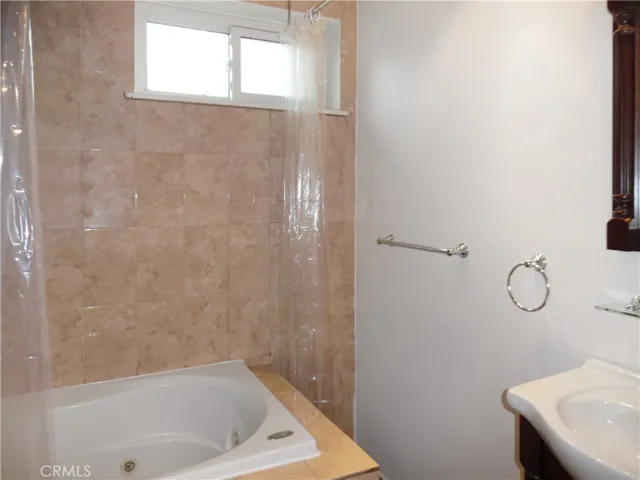 Spa Tub