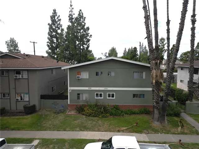 1301 Burwood Street, La Habra, California 90631
