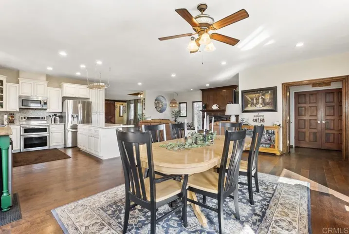 29509 Hoxie Ranch Road, Vista, California 92084