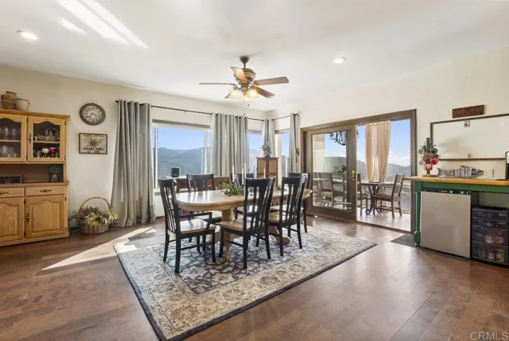 29509 Hoxie Ranch Road, Vista, California 92084