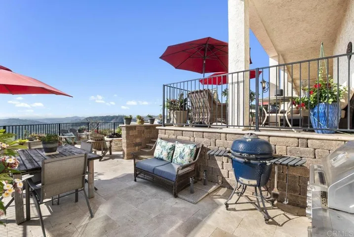29509 Hoxie Ranch Road, Vista, California 92084