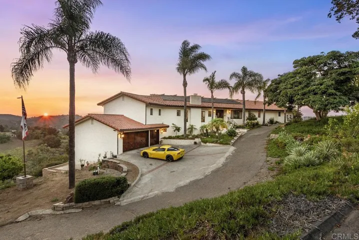 29509 Hoxie Ranch Road, Vista, California 92084
