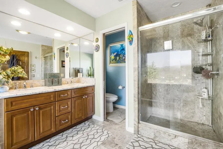 29509 Hoxie Ranch Road, Vista, California 92084