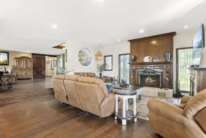 29509 Hoxie Ranch Road, Vista, California 92084
