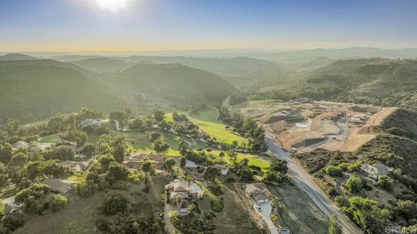 29509 Hoxie Ranch Road, Vista, California 92084