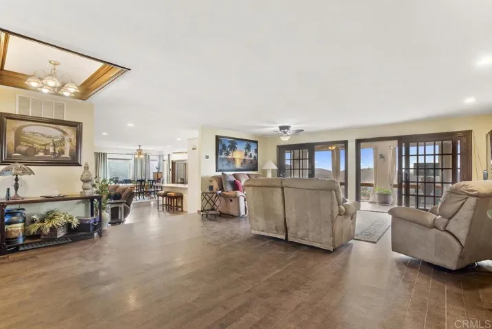 29509 Hoxie Ranch Road, Vista, California 92084