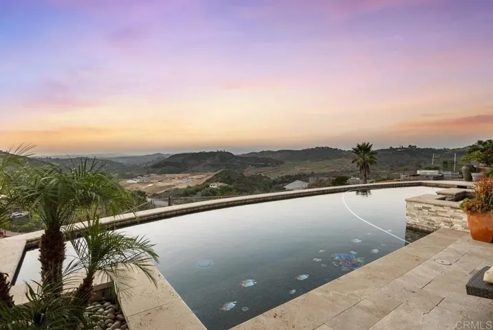 29509 Hoxie Ranch Road, Vista, California 92084