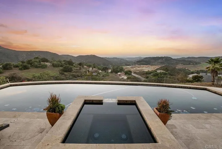 29509 Hoxie Ranch Road, Vista, California 92084
