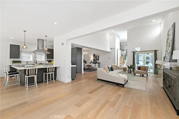 3308 Pacific Avenue, Manhattan Beach, California 90266