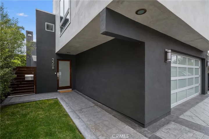 3308 Pacific Avenue, Manhattan Beach, California 90266