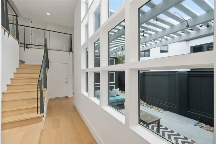 3308 Pacific Avenue, Manhattan Beach, California 90266