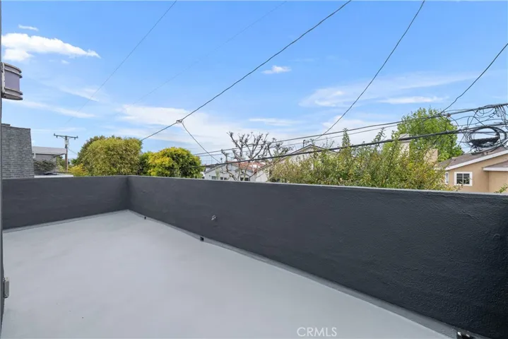 Balcony off master