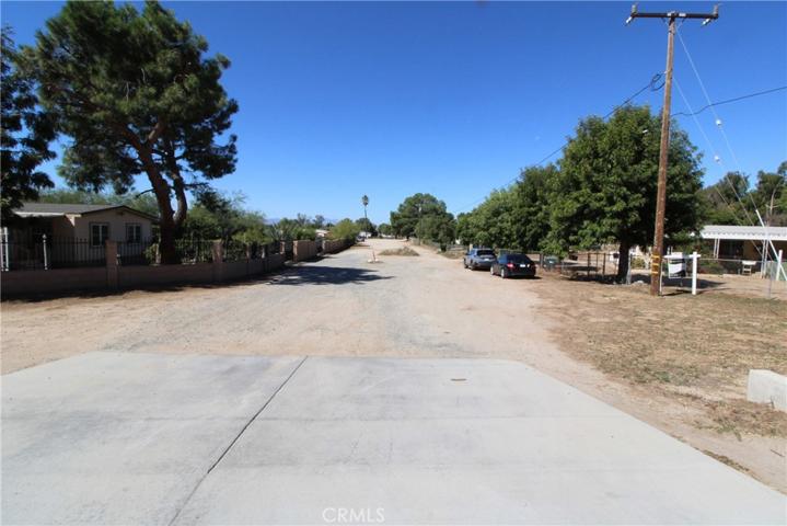 25125 Briggs Road, Romoland, California 92585