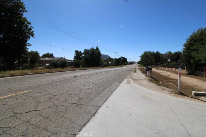 25125 Briggs Road, Romoland, California 92585