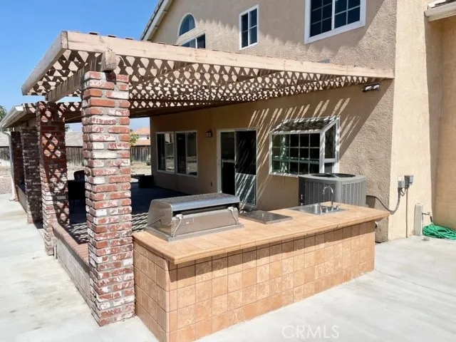 2185 Harris Street, Colton, California 92324