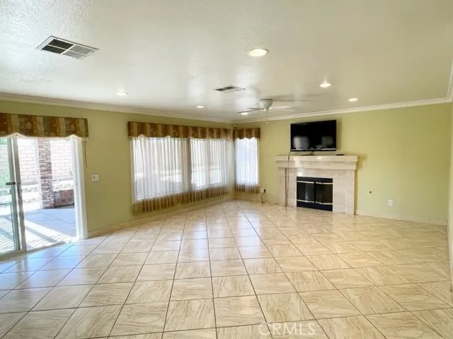 2185 Harris Street, Colton, California 92324