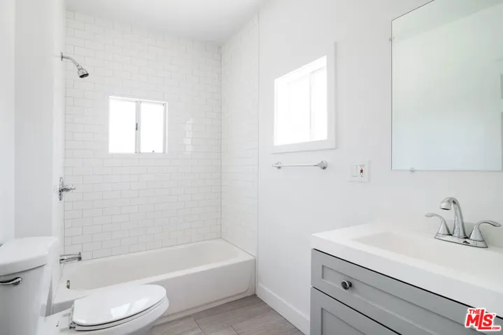 1830 Bathroom