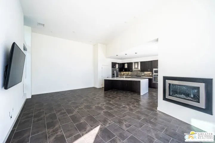 423 Terno Lane, Palm Springs, California 92262