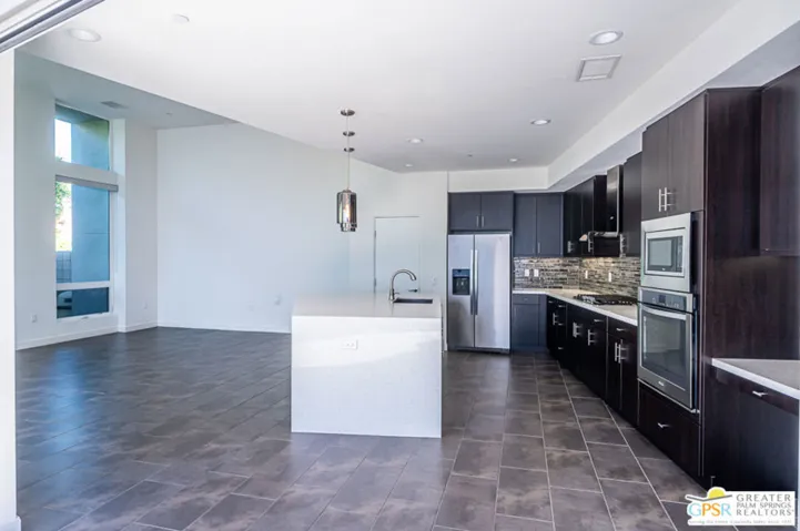 423 Terno Lane, Palm Springs, California 92262
