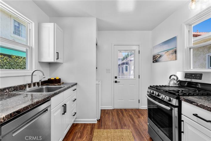 2119 Farrell Avenue, Redondo Beach, California 90278