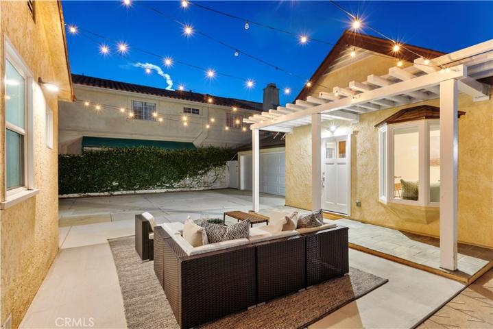 2119 Farrell Avenue, Redondo Beach, California 90278