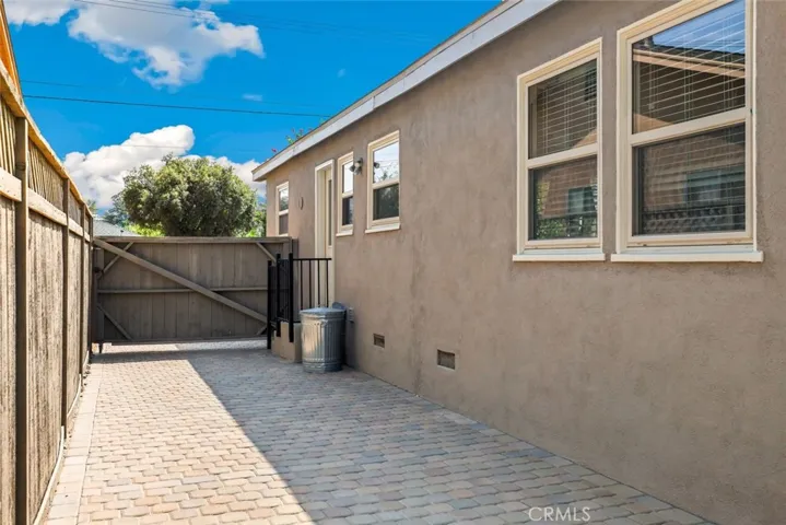 1379 E Brockton Avenue, Redlands, California 92374