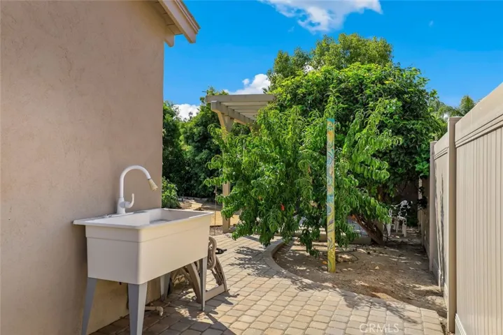 1379 E Brockton Avenue, Redlands, California 92374