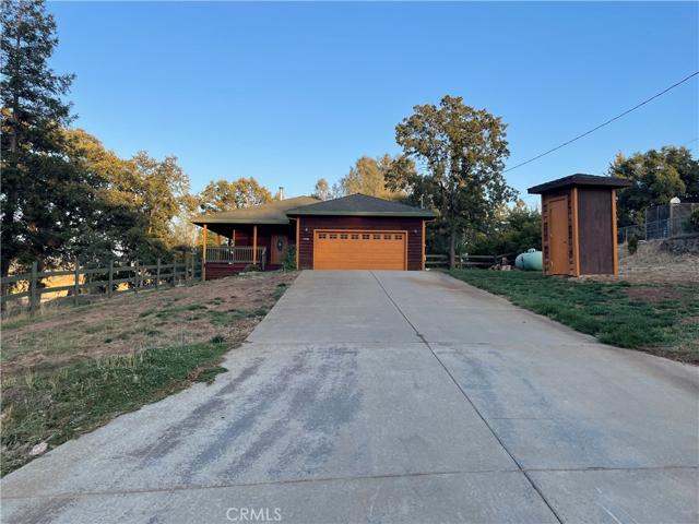 80' LONG DRIVEWAY