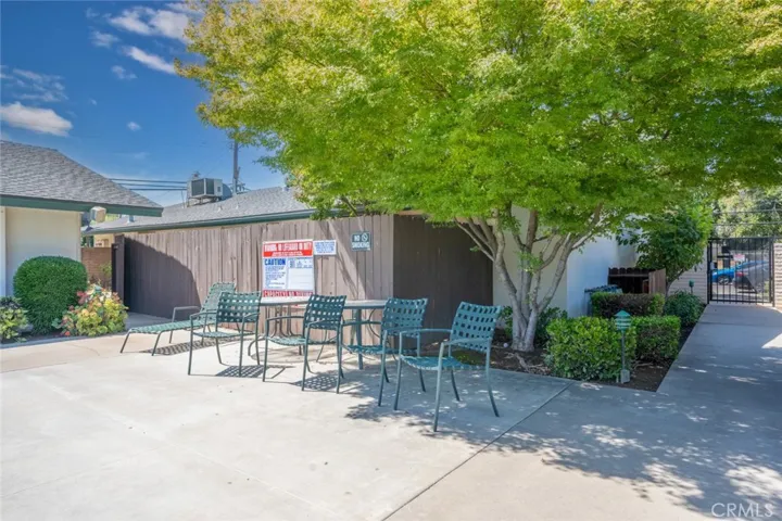 198 W Barstow Avenue Unit A, Fresno, California 93704
