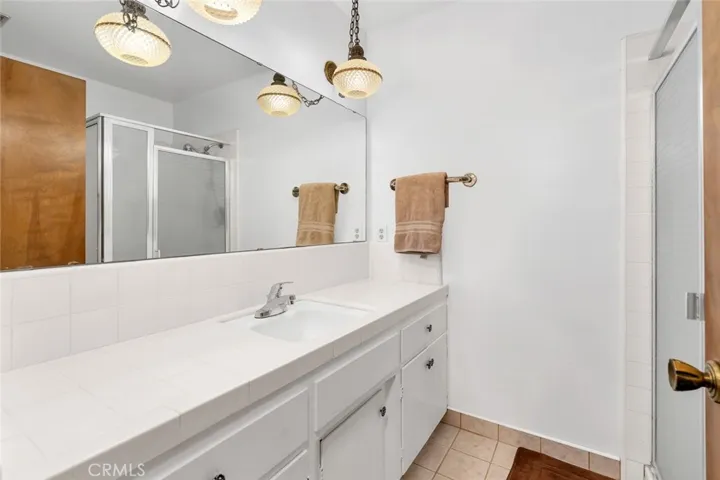198 W Barstow Avenue Unit A, Fresno, California 93704
