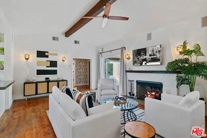 7416 Rosewood Avenue, Los Angeles, California 90036