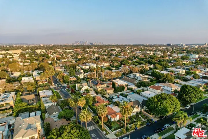 7416 Rosewood Avenue, Los Angeles, California 90036