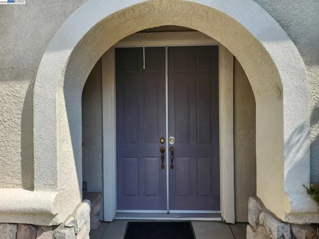 524 Cape Breton Ln, Tracy, California 95377