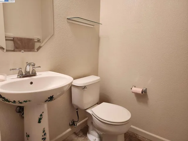 524 Cape Breton Ln, Tracy, California 95377