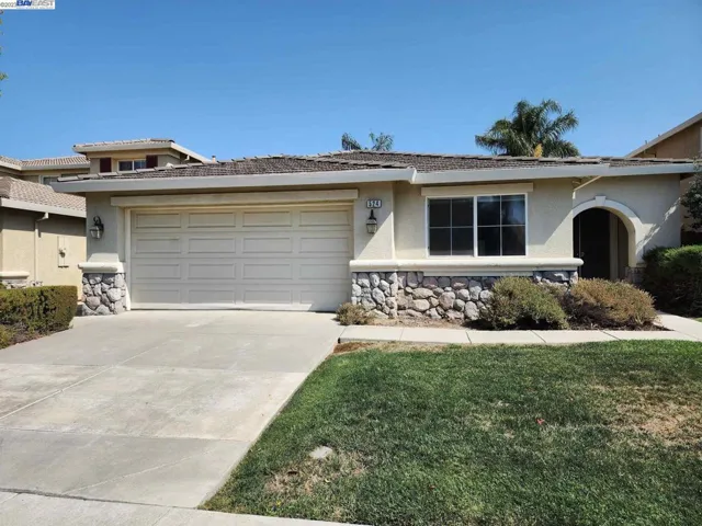 524 Cape Breton Ln, Tracy, California 95377