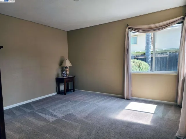 524 Cape Breton Ln, Tracy, California 95377