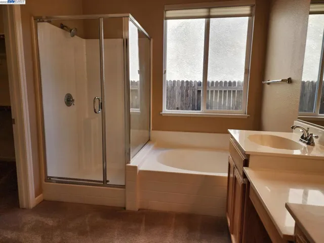 524 Cape Breton Ln, Tracy, California 95377