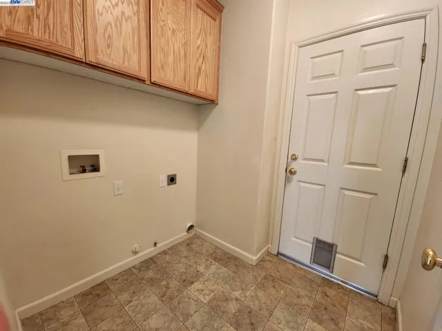 524 Cape Breton Ln, Tracy, California 95377