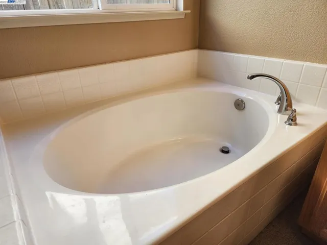 524 Cape Breton Ln, Tracy, California 95377