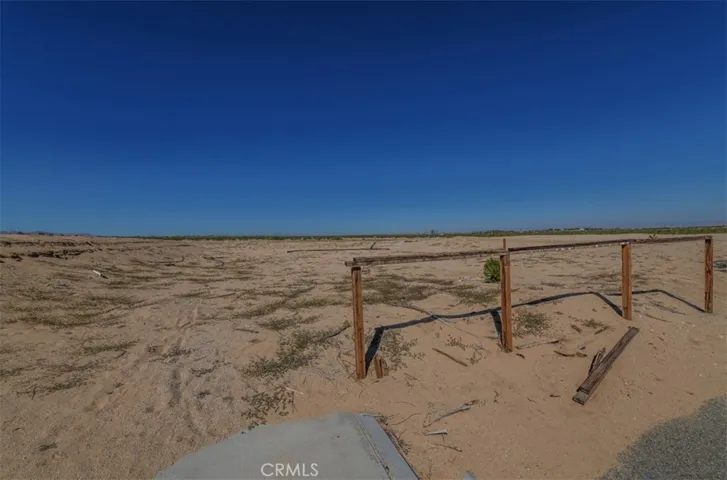 73444 Friendy Avenue, 29 Palms, California 92277