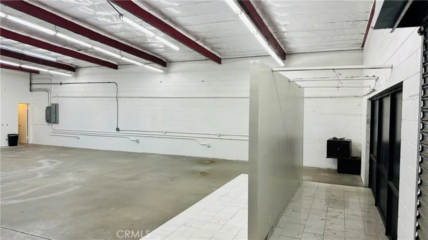 5808 S Santa Fe Avenue, Huntington Park, California 90058