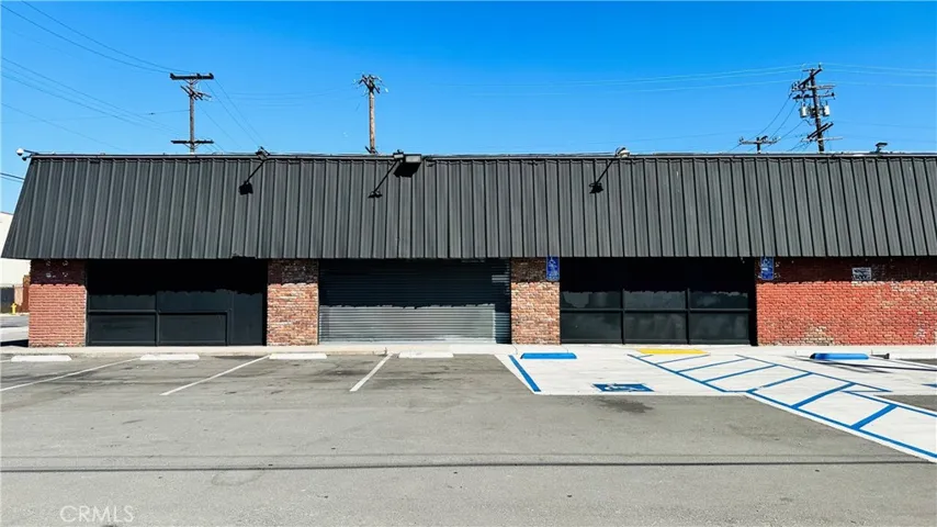 5808 S Santa Fe Avenue, Huntington Park, California 90058