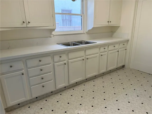 10820 Hunter Avenue, Whittier, California 90601