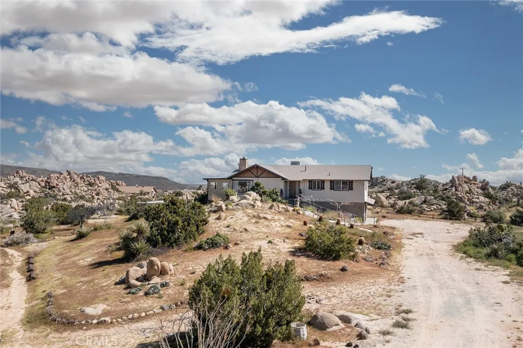 5550 Carlsbad Avenue, Yucca Valley, California 92284 home-pic-7