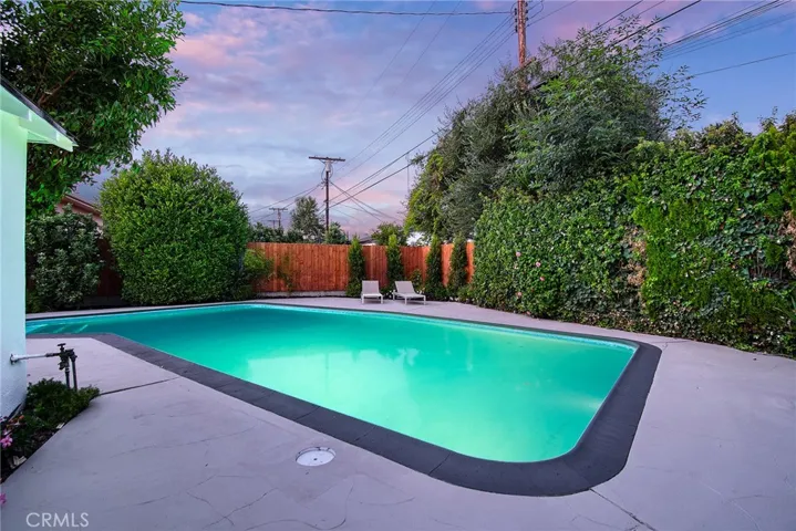 6118 Longridge Avenue, Valley Glen, California 91401