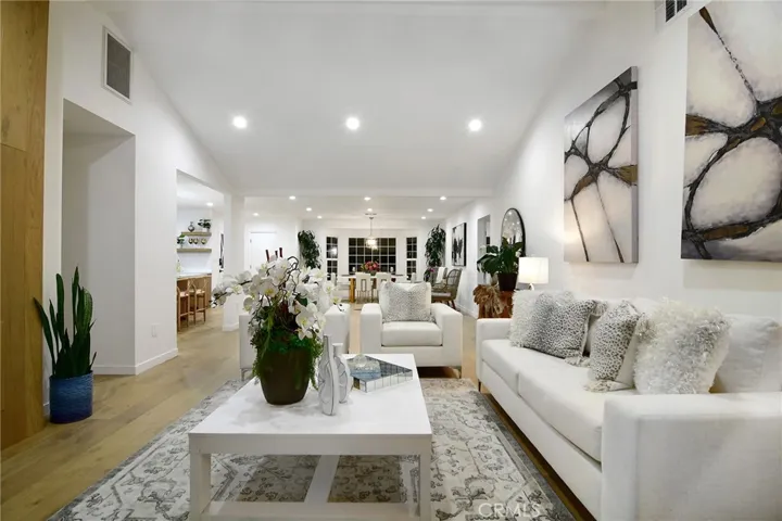 6118 Longridge Avenue, Valley Glen, California 91401