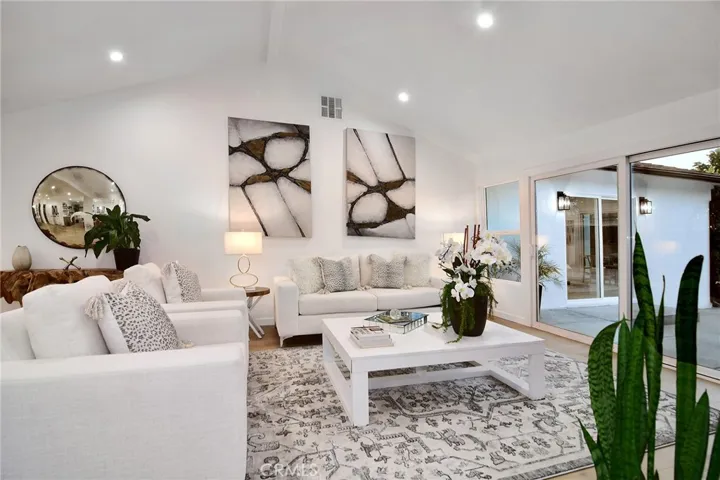 6118 Longridge Avenue, Valley Glen, California 91401