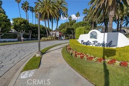 7262 Yellowtail Drive Unit 104, Huntington Beach, California 92648