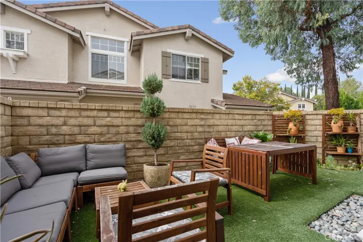 26503 Big Horn Way, Valencia, California 91354